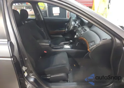 2011 Honda Accord 2.4 Ex z USA, uszkodzony, nr VIN 1HGCP2F75BA060833